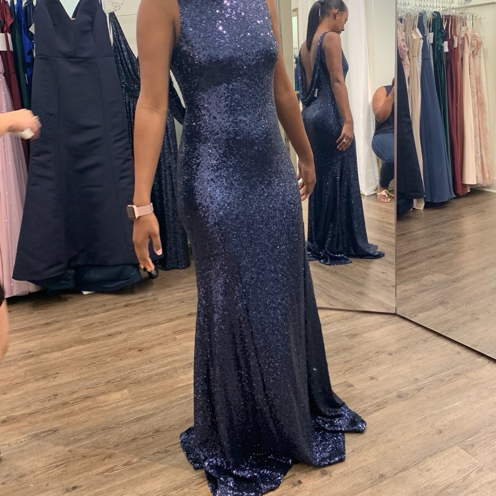 Crowl back THEIA sequin gown 8/10